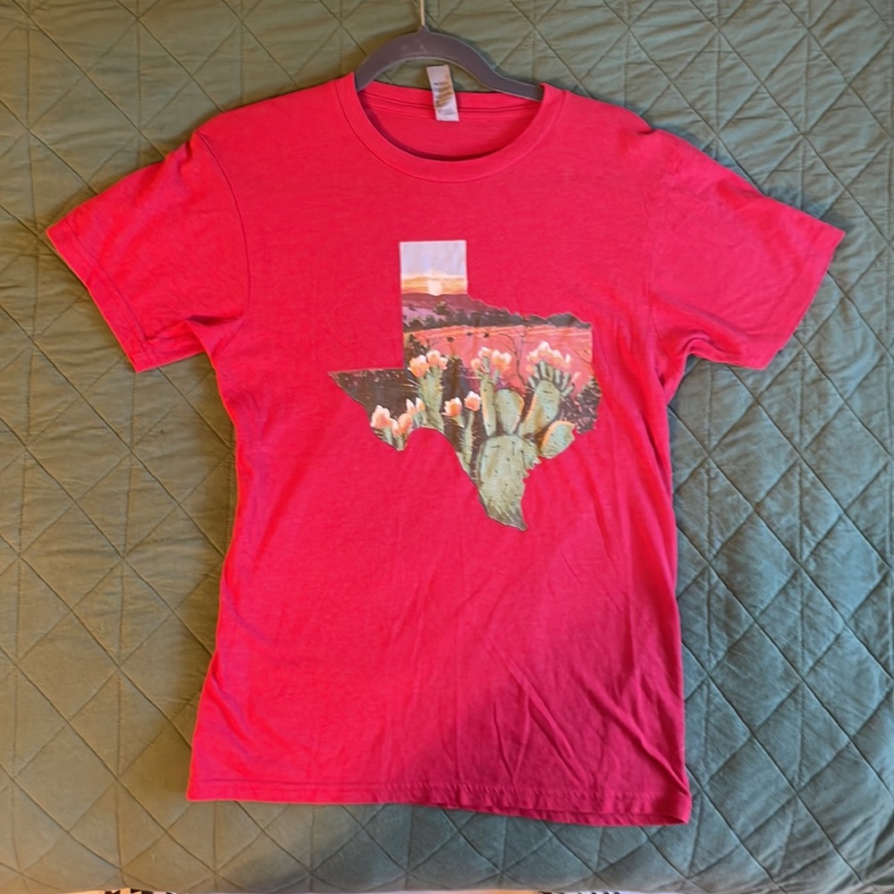 Western T-shirt with a Texas desert cactus design- Size Small